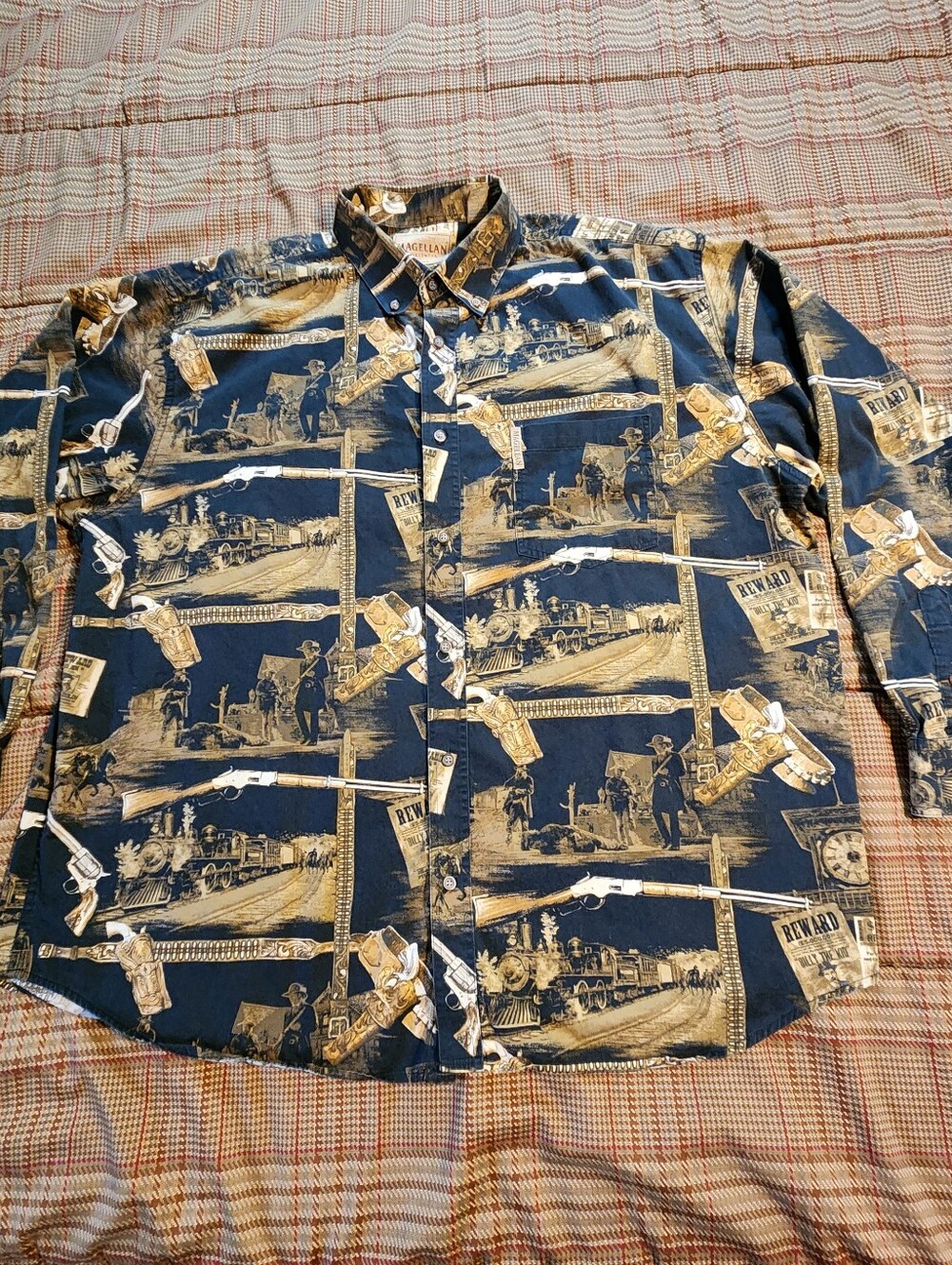 Magellan Sportswear XXL Western Print Button Down Shirt Wild West Wanted Outlaw